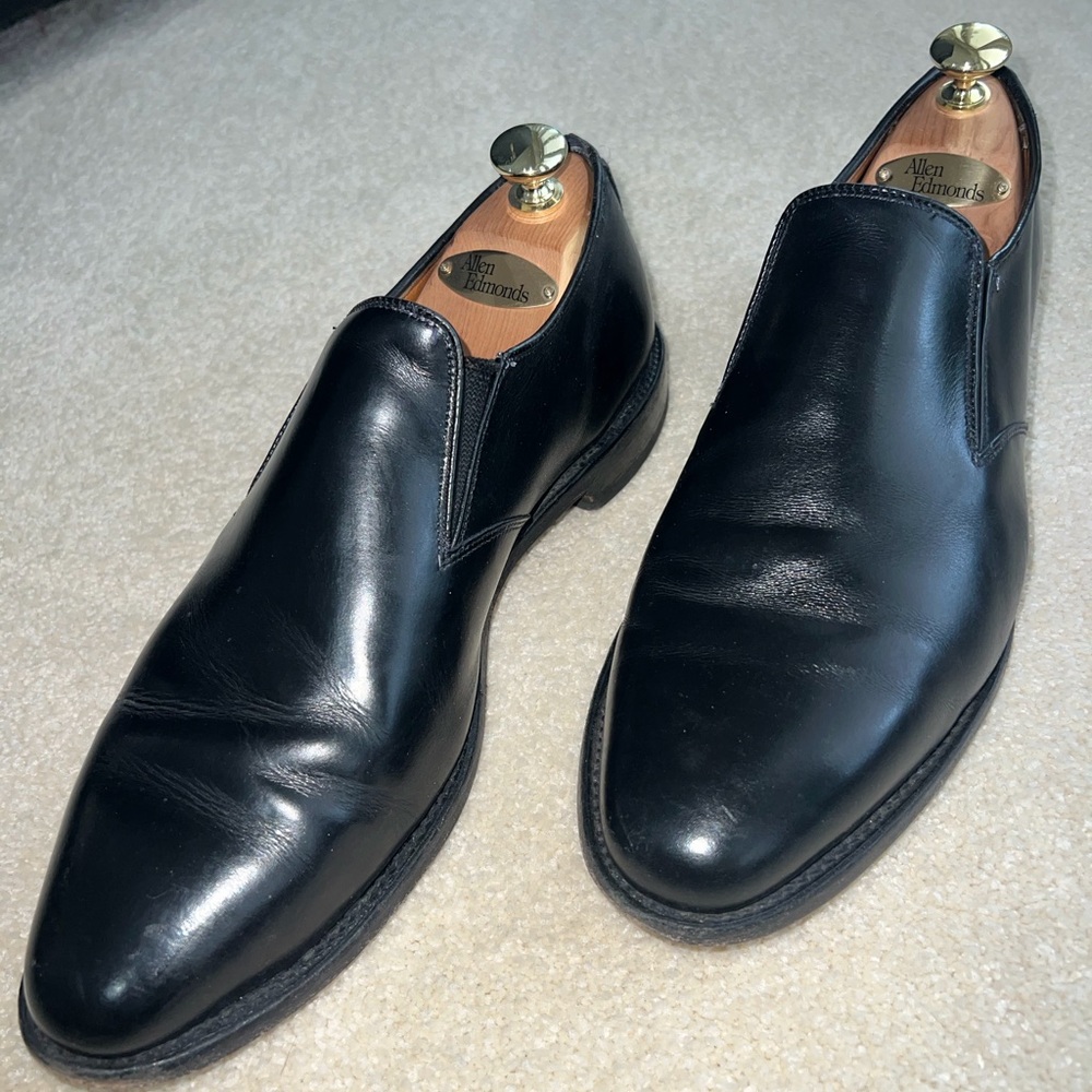 Allen Edmonds size 10 Men’s Black slip on dress shoe